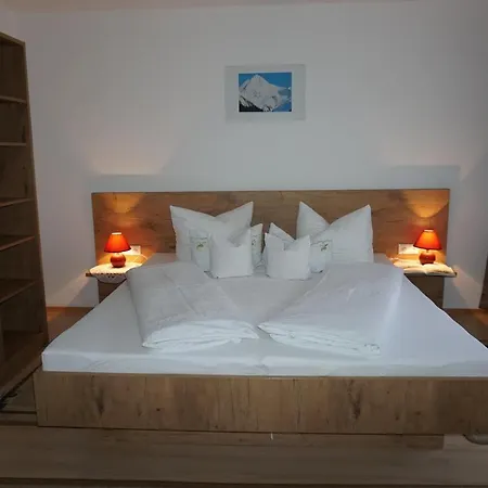 Haus Dornauer 아파트 힙파흐